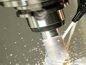 Choosing the Right Cutting Oil